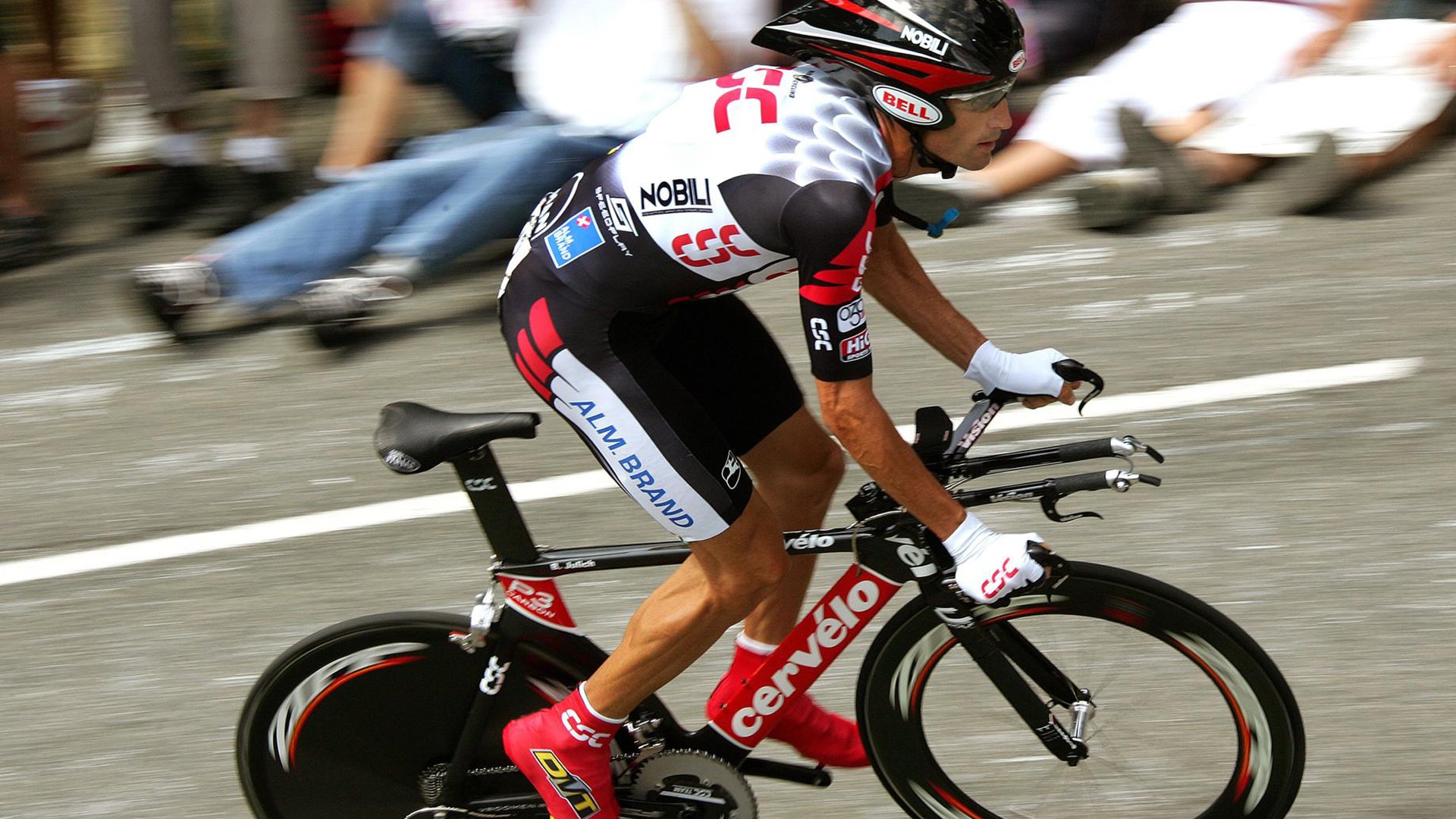 kaiyun app download-回顾拳击技术流与力量型对决，拳击力量训练教学